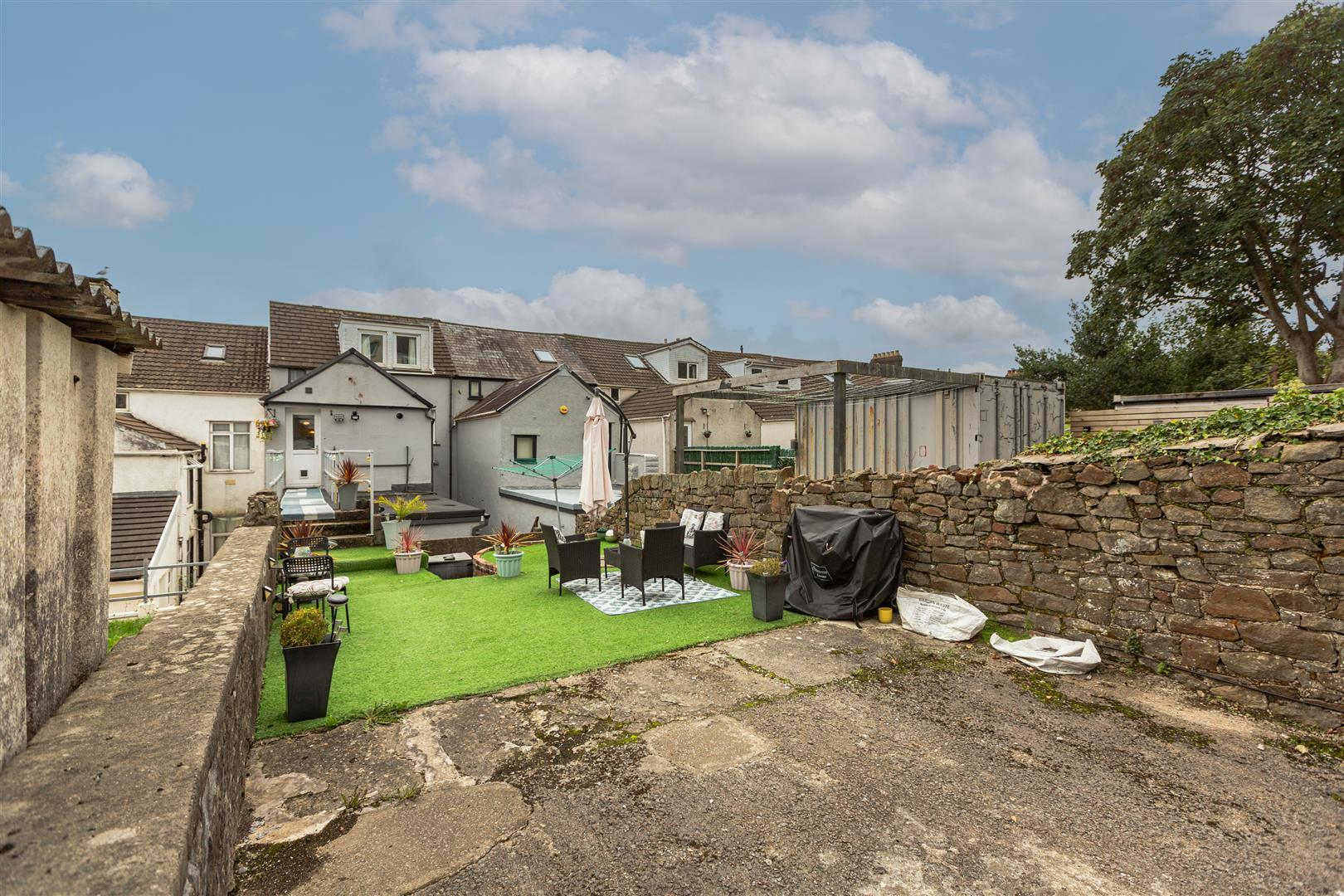 Montpelier Terrace, Mount Pleasant, Swansea, SA1 6JW